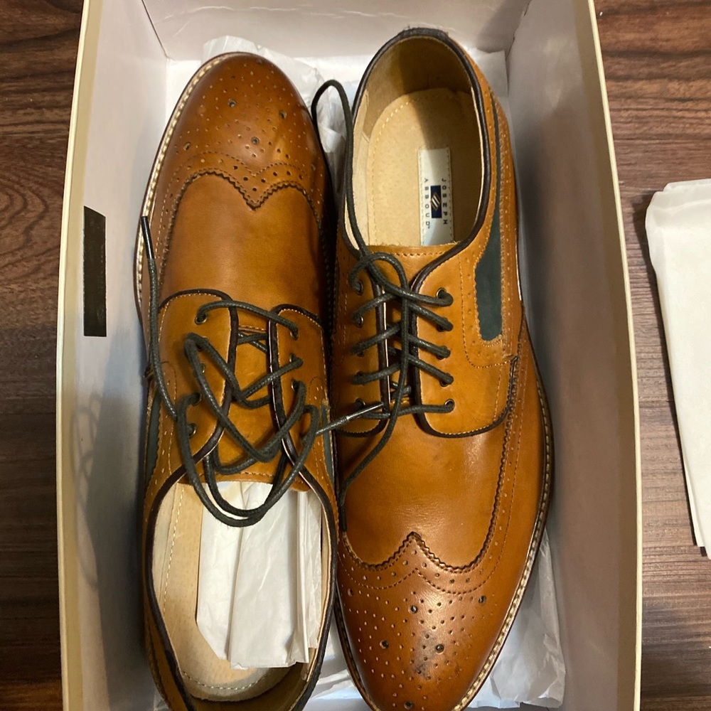 Joseph Abboud Lace Wingtip Shoes NEW!